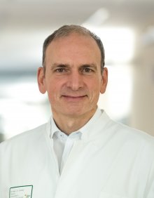 Dr. med. Andreas Cöster 